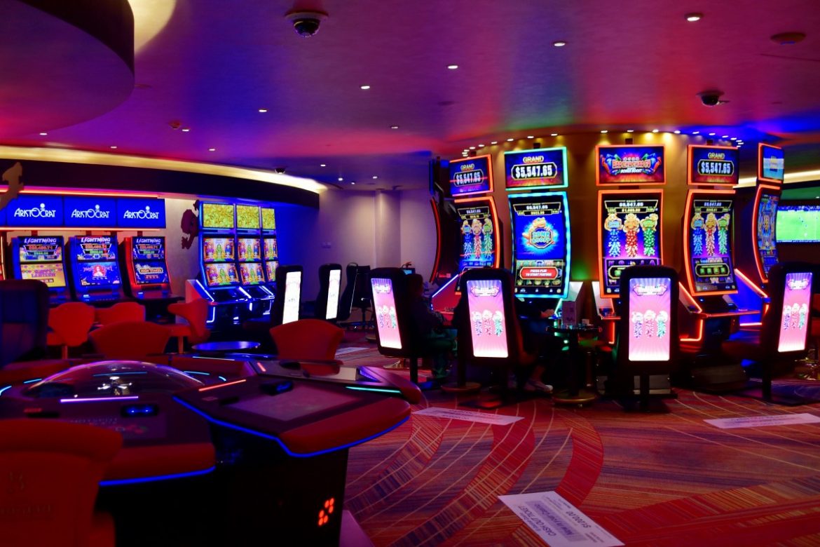 Plinko Avis : Ce Que Vous Devez Savoir Avant de Lancer Votre Première Balle